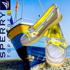 Women's Angelfish Fur Lined Boat Shoe 5M Gray